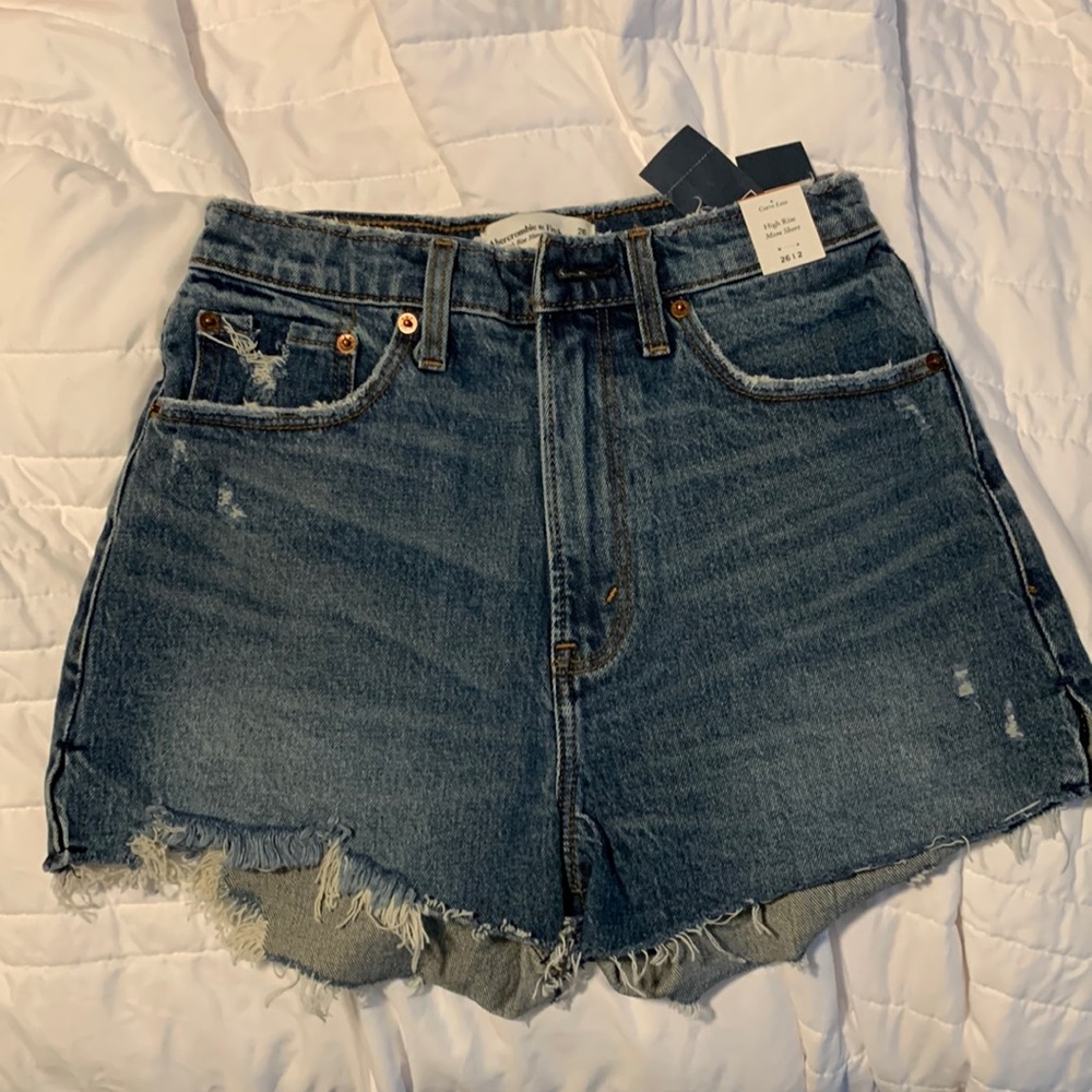 NWT Abercrombie Mom Shorts, High-Rise Curve Love